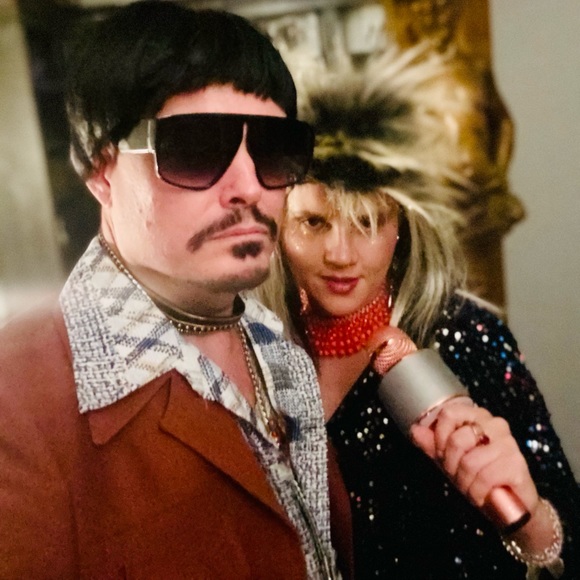 Meet your Posher, Erin - Picture 1 of 4